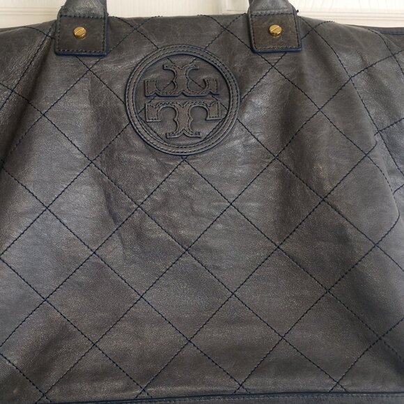 Tory Burch Blue Quilted Leather Tote Handbag - Picture 4 of 12